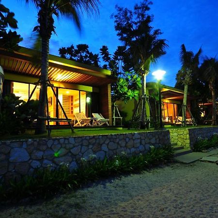 Capstone Resort Haad Chao Samran Exterior foto
