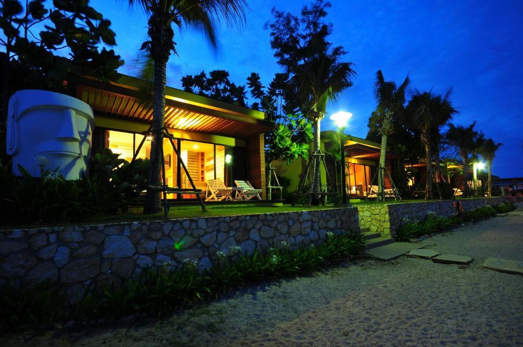 Capstone Resort Haad Chao Samran Exterior foto